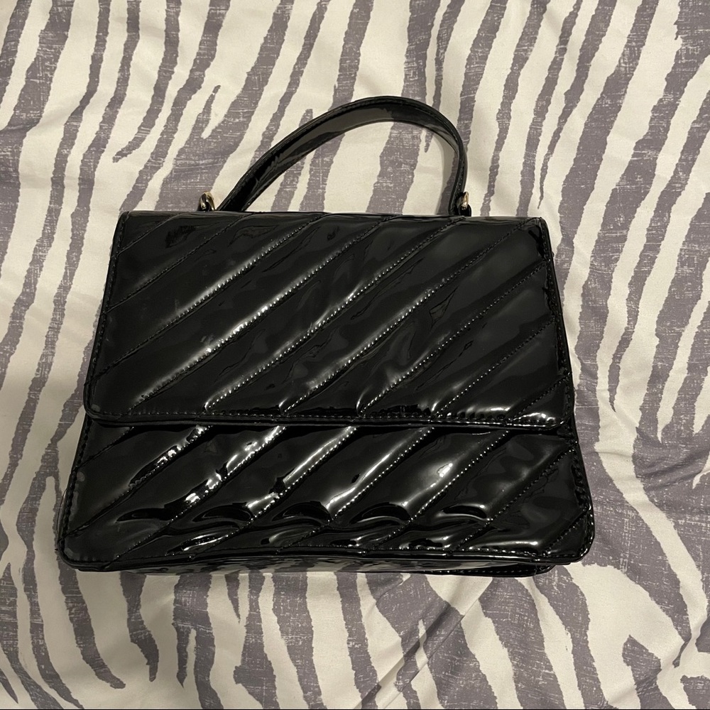 BLACK PATENT LEATHER BAG